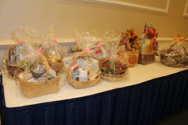 giftbasket2 giftbasket2.jpg