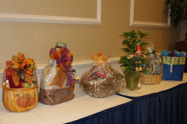 giftbasket4 giftbasket4.jpg