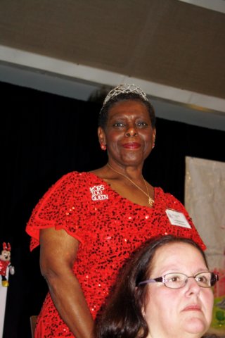 Laurie Halpin lauriehalpin.jpg