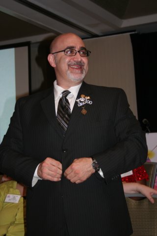 Ron Azzu ronazzu.jpg